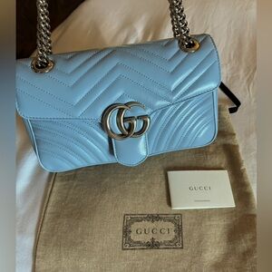 Gucci GG Marmont Small Matelasse Leather
Shoulder